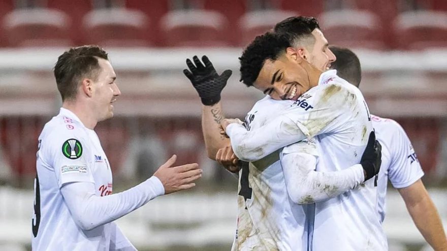 Hráči Lince při výhře nad HJK Helsinky