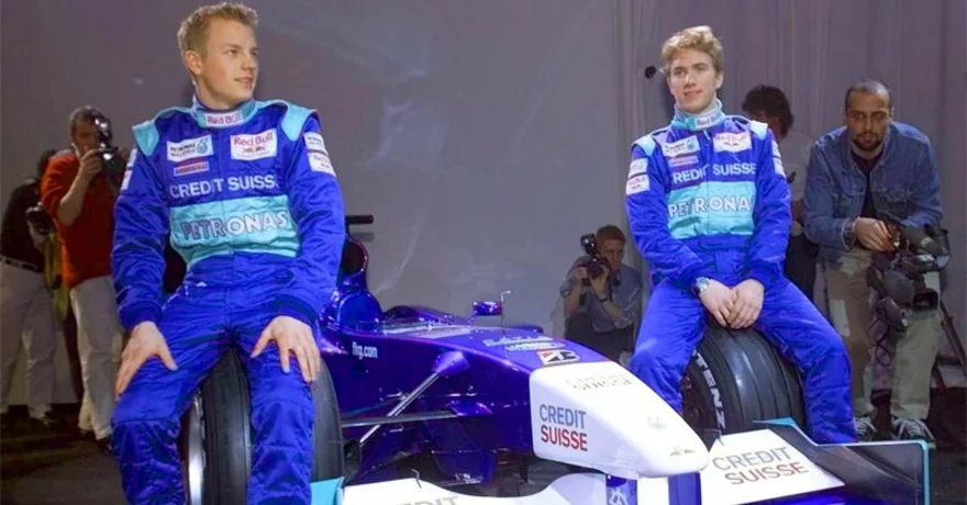 Räikkönen s Nickem Heidfeldem