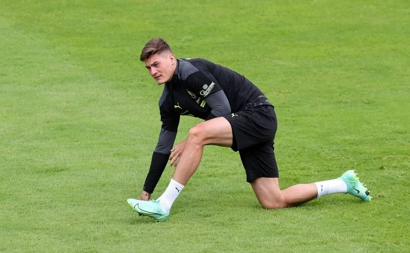 Schick začal po zranění trénovat s mužstvem. Stihne už víkendový zápas s Herthou?