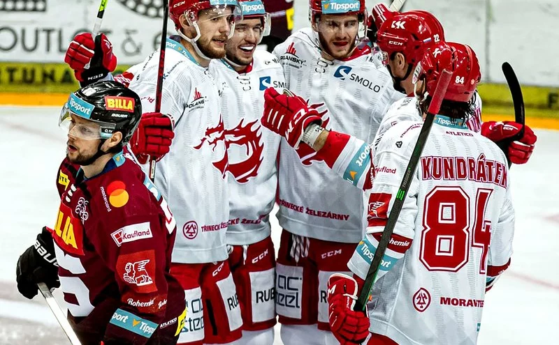 Sparta zná identitu výtržníka, který mincí zranil třineckého hráče