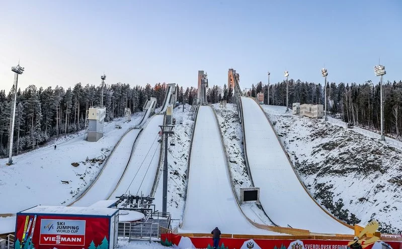 SP ve skocích na lyžích 2021/22: Nižnyj Tagil - informace a program