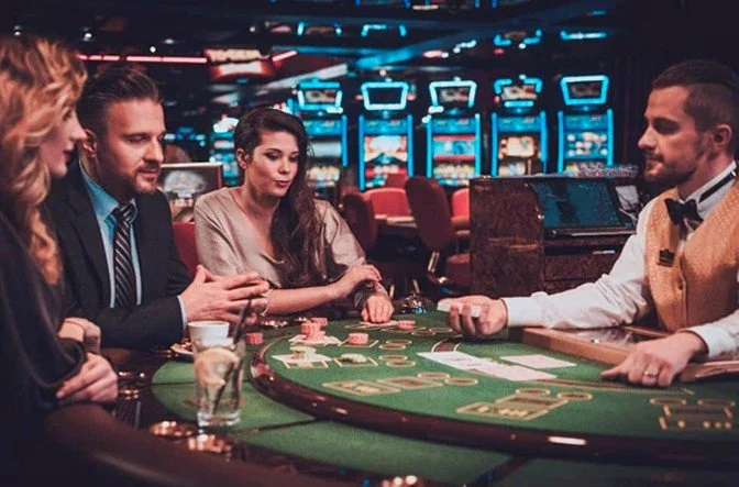 Co se řeší aktuálně na online casino fórech? [6/10]