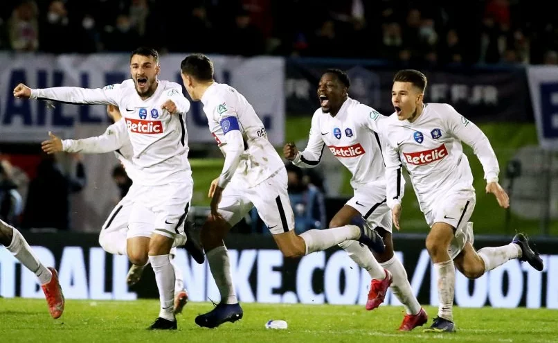 Tip na zápas Nice – Versailles (Coupe de France, 1. 3.)