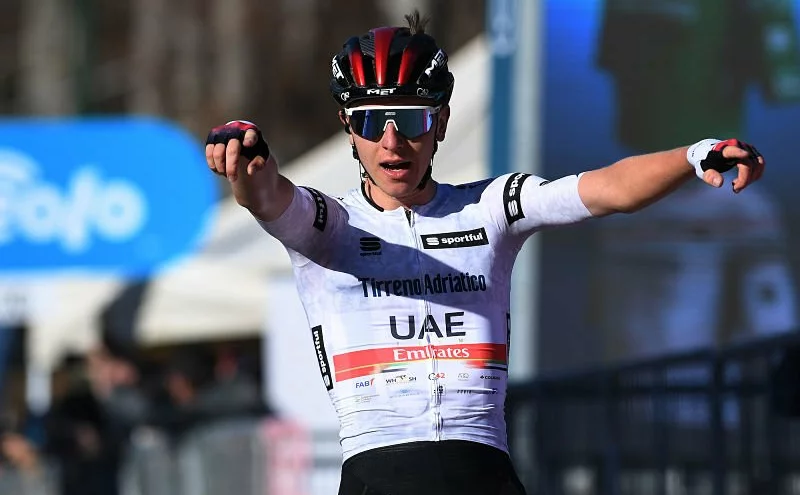 Pogačar je blízko triumfu na Tirreno-Adriatico, Roglič na Paříž-Nice