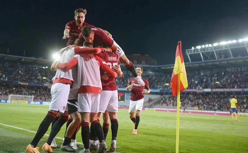 České kluby si v evropských pohárech zatím přišly na téměř půl miliardy