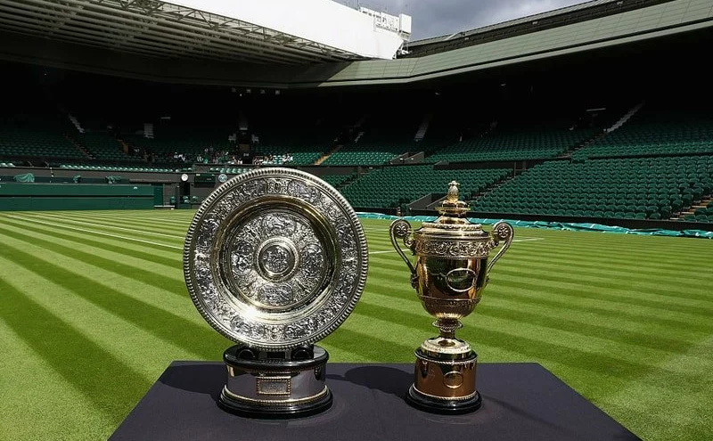 Padlo konečné rozhodnutí. Wimbledon bude bez Medveděva a spol.